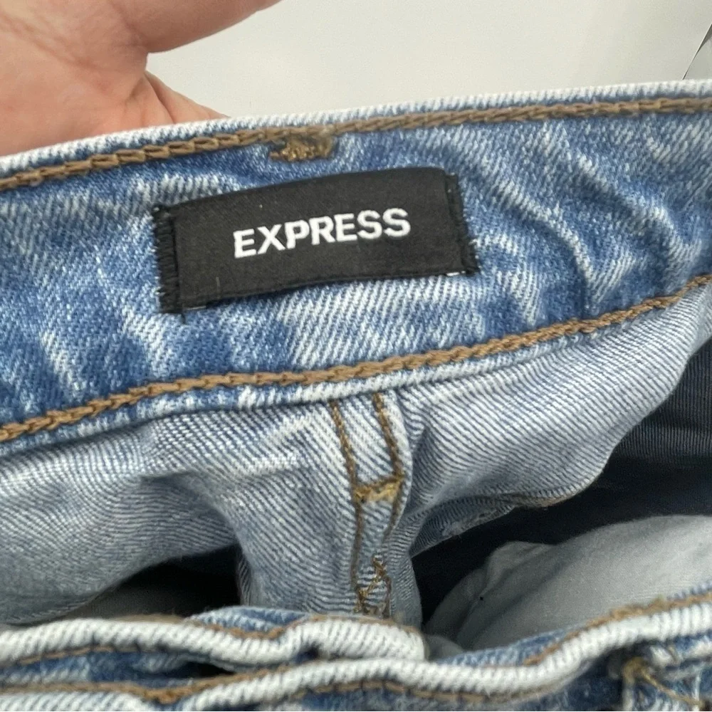 Express jeans 90’s Wide-Leg Super High-Rise distressed knee holes Sz‎ 12 R